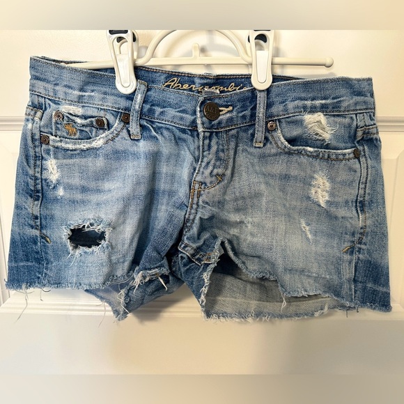 Abercrombie & Fitch Blue Distressed Jean Denim Shorts Size 0 Women’s - Picture 1 of 7